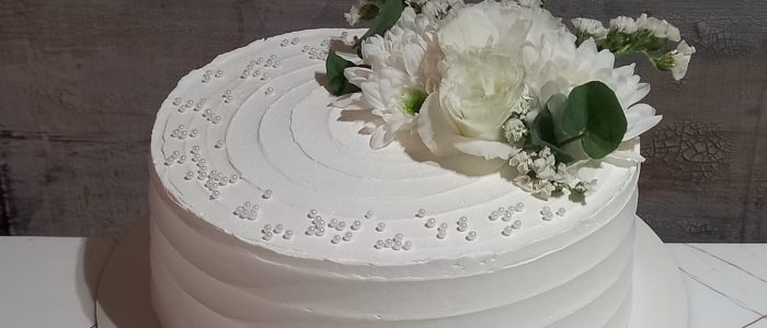 torta_matrimonio_un_nivel_flores_blancas